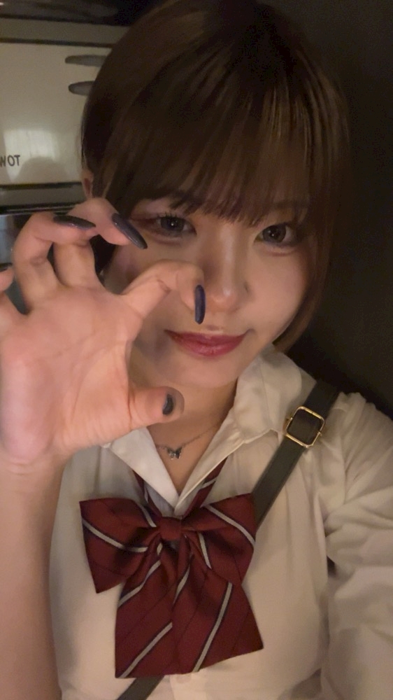 gdkeheaxtcok1rldk3e_l-jpg